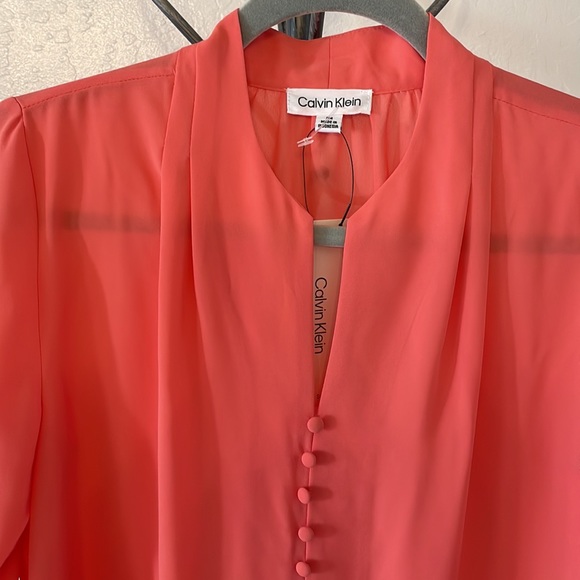 Calvin Klein, salmon suit shirt, size: PM, used once - Picture 3 of 4